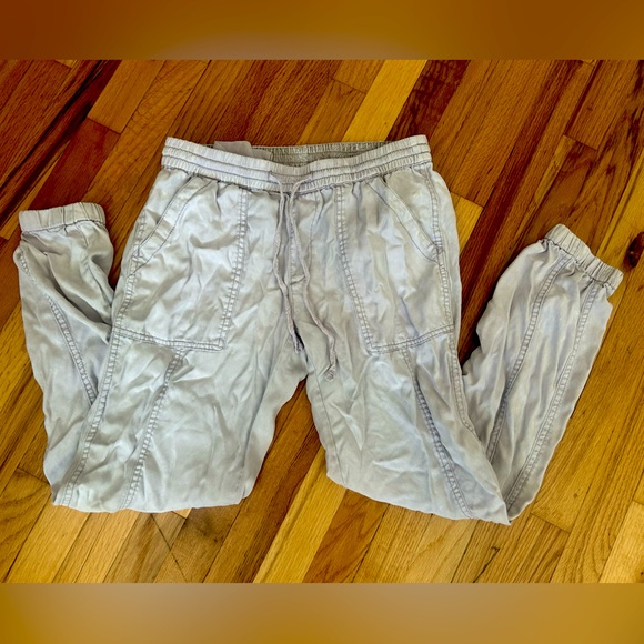 Anthropologie Pants - Hei Hei Lilac Cotton Joggers